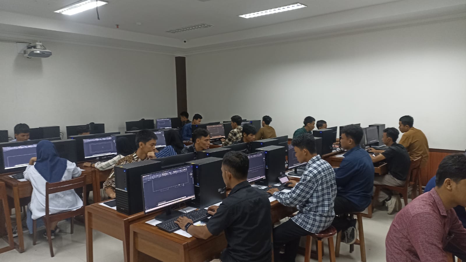 foto kegiatan di lab